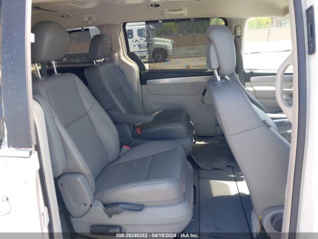 Photo 7 VIN: 2V4RW3DG8BR766586 - VOLKSWAGEN ROUTAN 