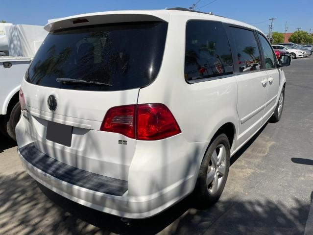 Photo 3 VIN: 2V4RW3DG9BR641970 - VOLKSWAGEN ROUTAN SE 