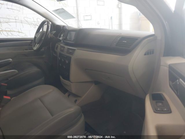 Photo 4 VIN: 2V4RW3DG9BR643377 - VOLKSWAGEN ROUTAN 