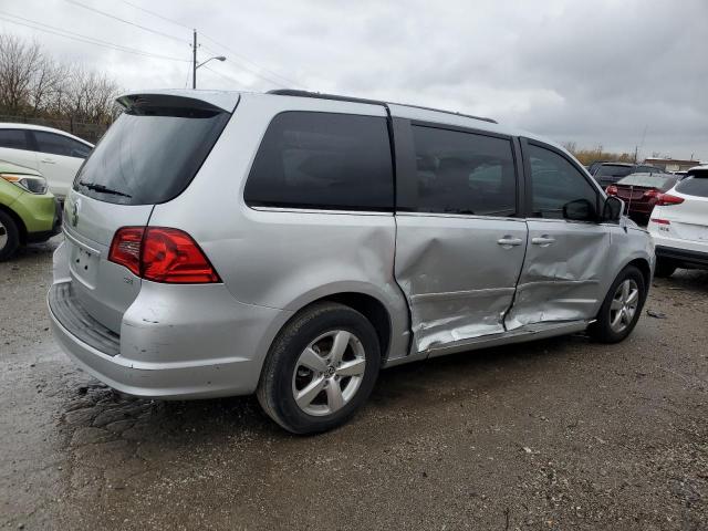 Photo 2 VIN: 2V4RW3DG9BR804746 - VOLKSWAGEN ROUTAN SE 