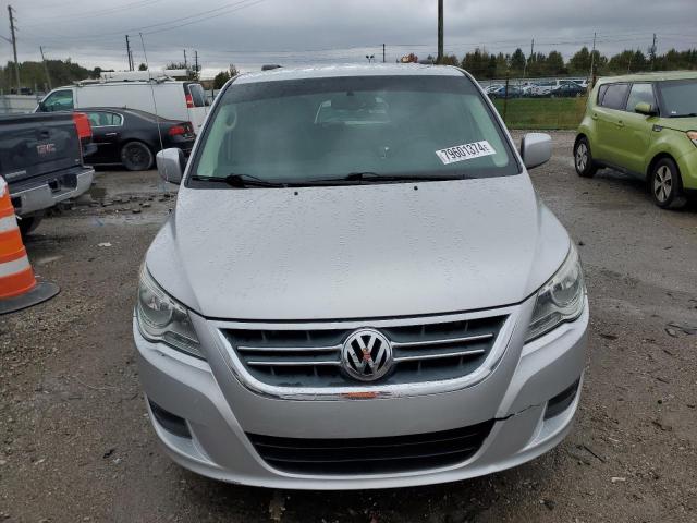 Photo 4 VIN: 2V4RW3DG9BR804746 - VOLKSWAGEN ROUTAN SE 