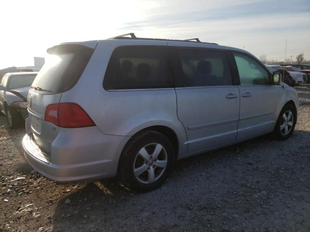 Photo 2 VIN: 2V4RW3DGXBR695245 - VOLKSWAGEN ROUTAN SE 