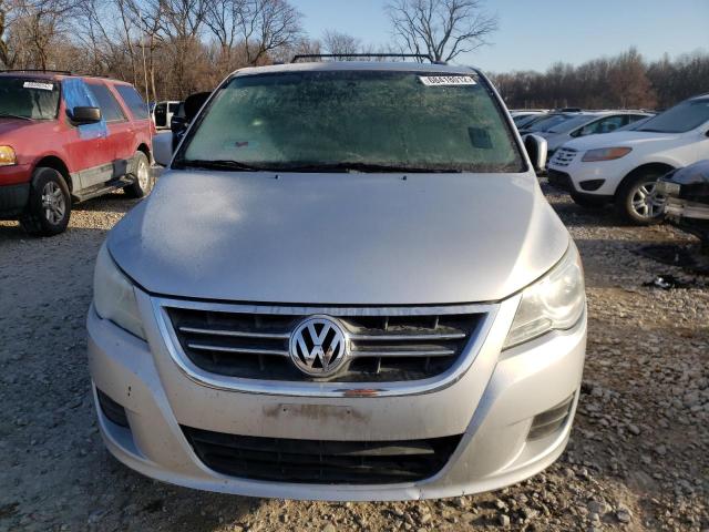 Photo 4 VIN: 2V4RW3DGXBR695245 - VOLKSWAGEN ROUTAN SE 