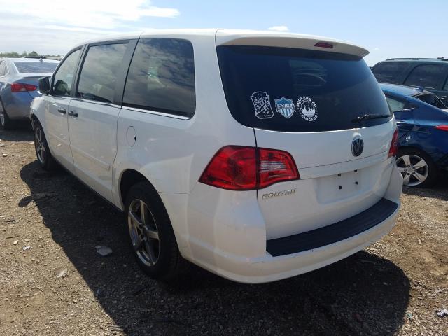 Photo 2 VIN: 2V4RW4D12AR138362 - VOLKSWAGEN ROUTAN S 