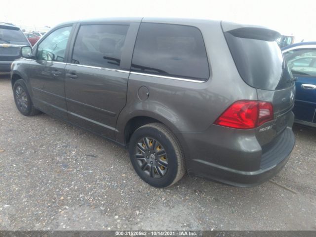 Photo 2 VIN: 2V4RW4D13AR322953 - VOLKSWAGEN ROUTAN 