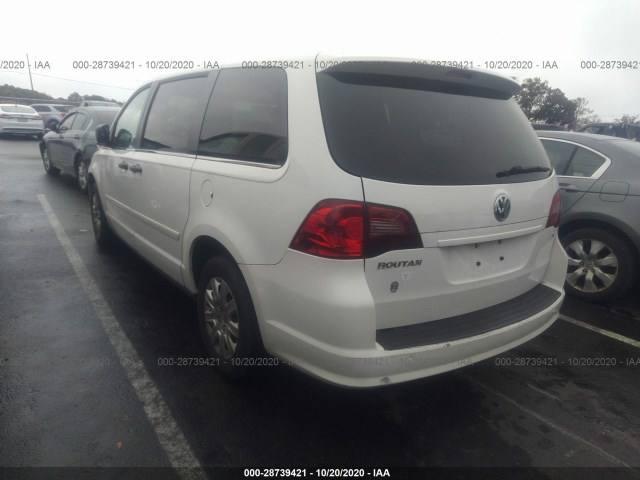 Photo 2 VIN: 2V4RW4D18AR395655 - VOLKSWAGEN ROUTAN 