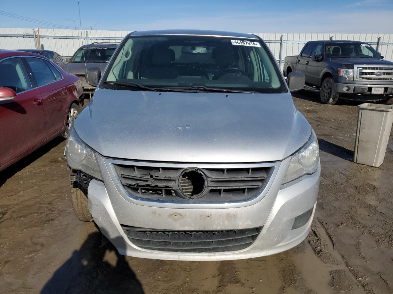 Photo 4 VIN: 2V4RW4DG4BR714801 - VOLKSWAGEN ROUTAN 