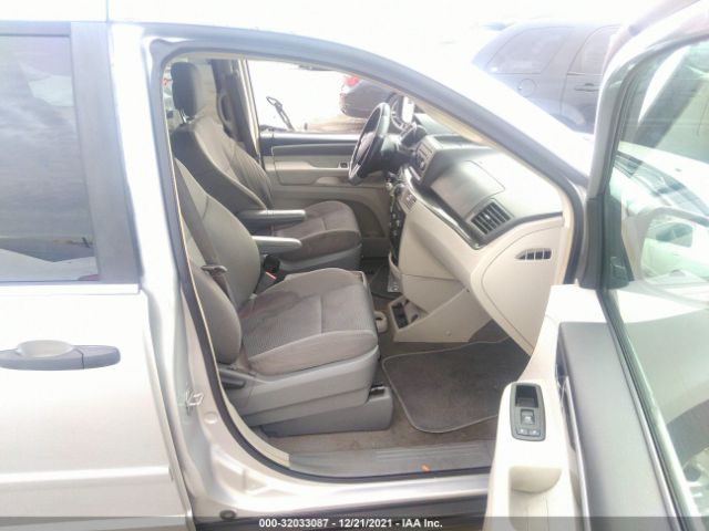 Photo 4 VIN: 2V4RW4DG6BR691280 - VOLKSWAGEN ROUTAN 