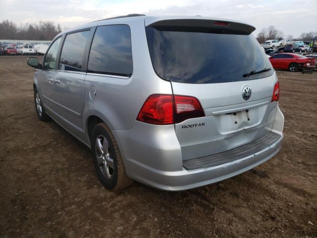 Photo 2 VIN: 2V4RW5DG0BR728278 - VOLKSWAGEN ROUTAN SEL 