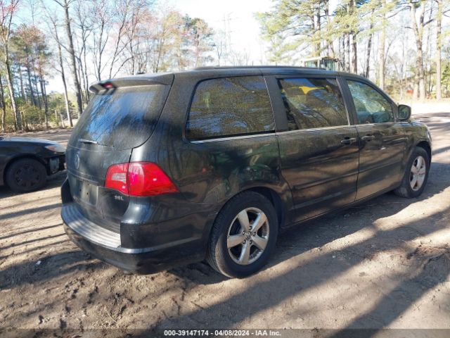 Photo 3 VIN: 2V4RW5DG1BR740715 - VOLKSWAGEN ROUTAN 