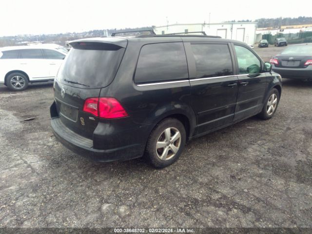 Photo 3 VIN: 2V4RW5DG3BR658484 - VOLKSWAGEN ROUTAN 