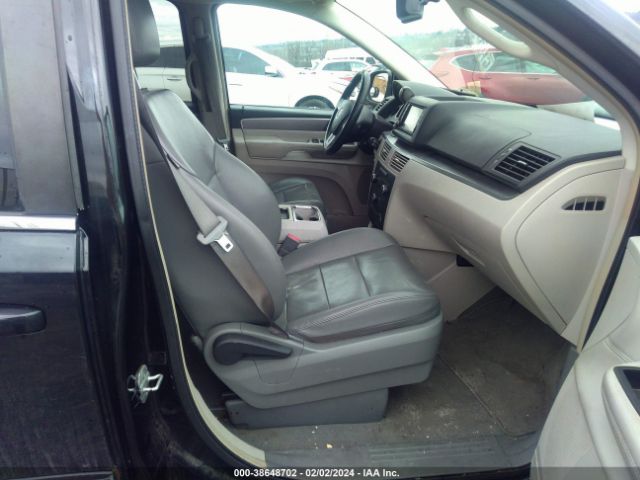 Photo 4 VIN: 2V4RW5DG3BR658484 - VOLKSWAGEN ROUTAN 