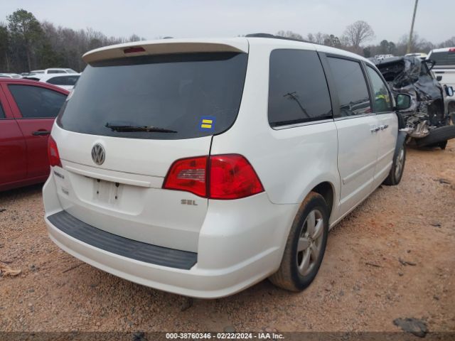 Photo 3 VIN: 2V4RW5DG3BR670568 - VOLKSWAGEN ROUTAN 