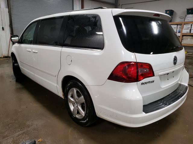 Photo 2 VIN: 2V4RW5DG5BR642996 - VOLKSWAGEN ROUTAN SEL 