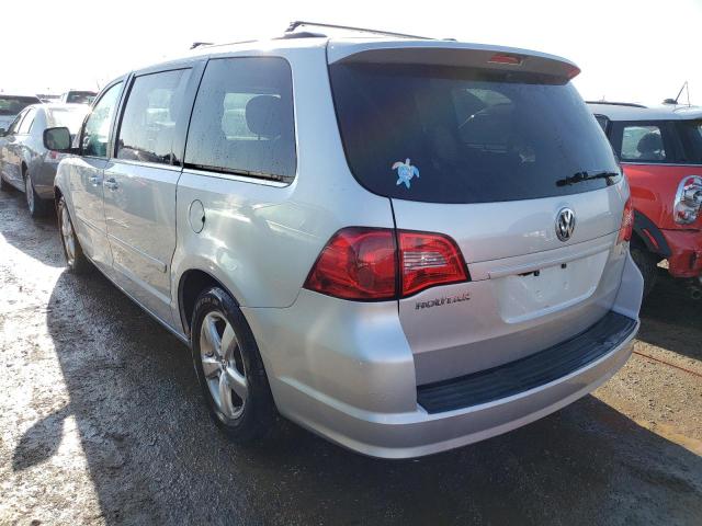 Photo 2 VIN: 2V4RW5DG7BR642983 - VOLKSWAGEN ROUTAN SEL 