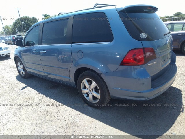 Photo 2 VIN: 2V4RW5DG8BR750190 - VOLKSWAGEN ROUTAN 