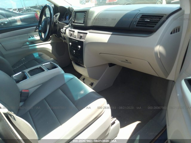 Photo 4 VIN: 2V4RW5DG8BR750190 - VOLKSWAGEN ROUTAN 