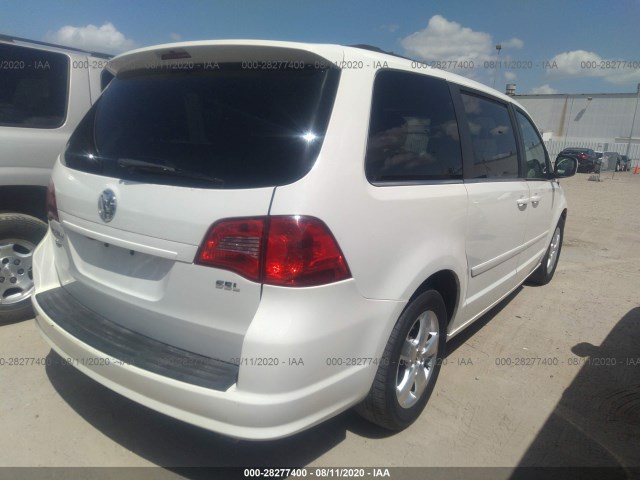 Photo 3 VIN: 2V4RW5DG9BR642757 - VOLKSWAGEN ROUTAN 