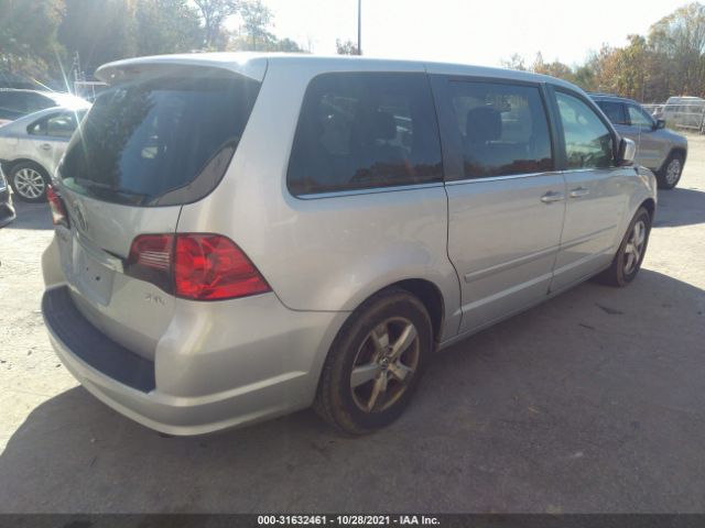 Photo 3 VIN: 2V4RW5DX0AR406660 - VOLKSWAGEN ROUTAN 