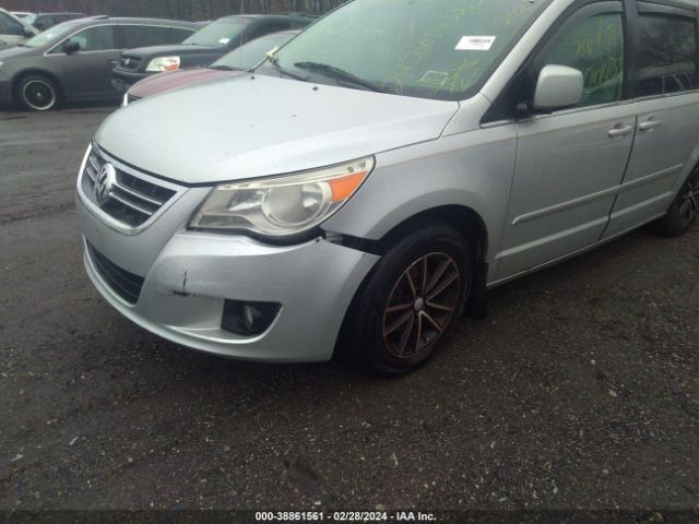 Photo 5 VIN: 2V4RW5DX3AR222989 - VOLKSWAGEN ROUTAN 