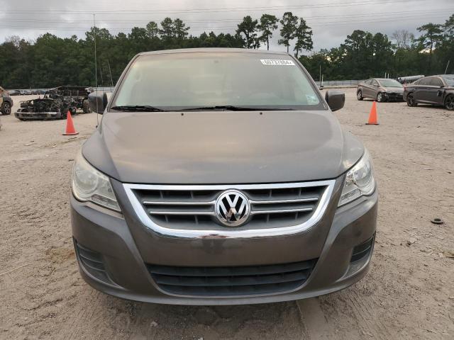 Photo 4 VIN: 2V4RW5DX3AR295814 - VOLKSWAGEN ROUTAN 