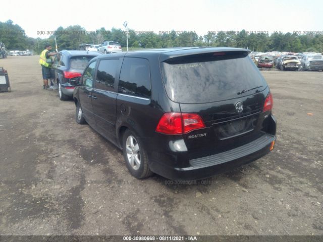 Photo 2 VIN: 2V4RW5DX3AR322994 - VOLKSWAGEN ROUTAN 