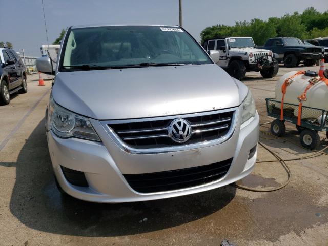 Photo 4 VIN: 2V4RW5DX6AR186666 - VOLKSWAGEN ROUTAN SEL 