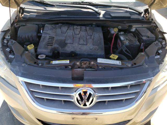 Photo 6 VIN: 2V4RW5DX6AR406985 - VOLKSWAGEN ROUTAN SEL 