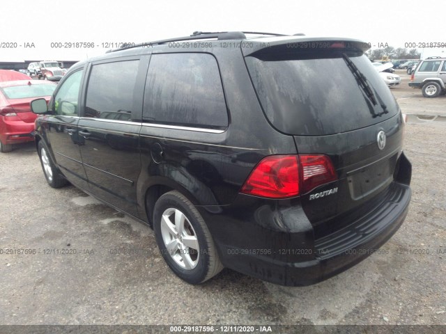 Photo 2 VIN: 2V4RW5DX7AR388285 - VOLKSWAGEN ROUTAN 