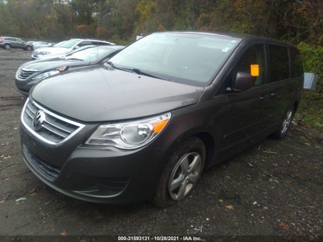 Photo 1 VIN: 2V4RW5DX7AR424296 - VOLKSWAGEN ROUTAN 