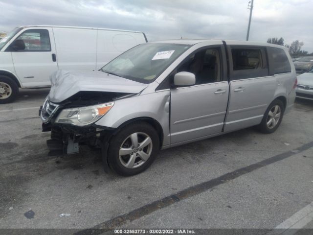 Photo 1 VIN: 2V4RW5DX8AR186619 - VOLKSWAGEN ROUTAN 