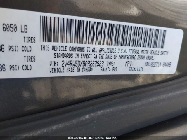 Photo 8 VIN: 2V4RW5DX8AR262923 - VOLKSWAGEN ROUTAN 