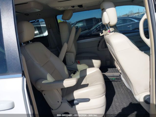 Photo 7 VIN: 2V4RW5DX8AR294545 - VOLKSWAGEN ROUTAN 