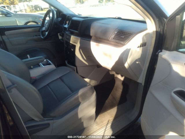 Photo 4 VIN: 2V4RW5DXXAR184399 - VOLKSWAGEN ROUTAN 