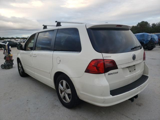 Photo 2 VIN: 2V4RW5DXXAR296300 - VOLKSWAGEN ROUTAN SEL 