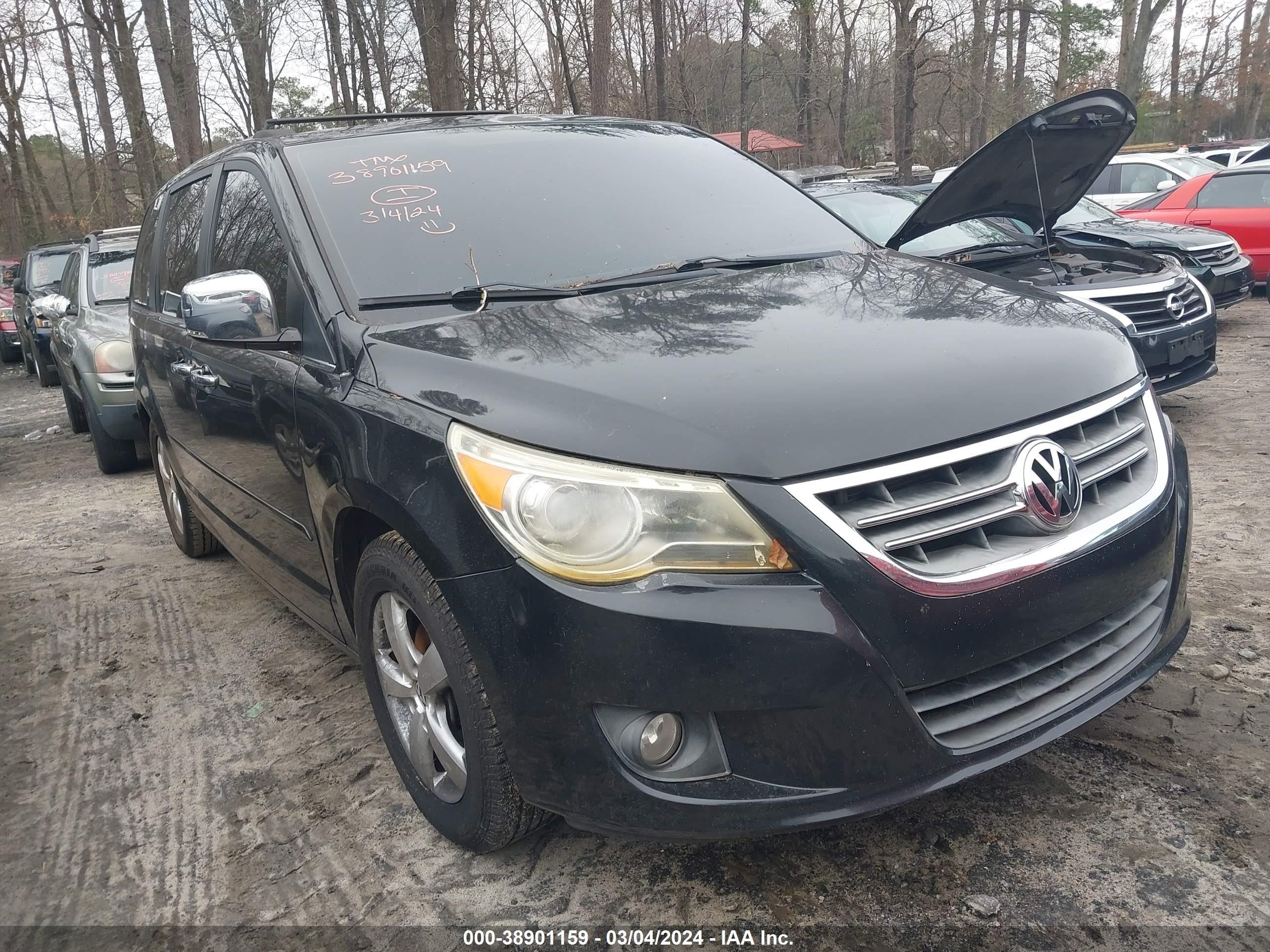 Photo 5 VIN: 2V4RW6DG8BR695021 - VOLKSWAGEN ROUTAN 