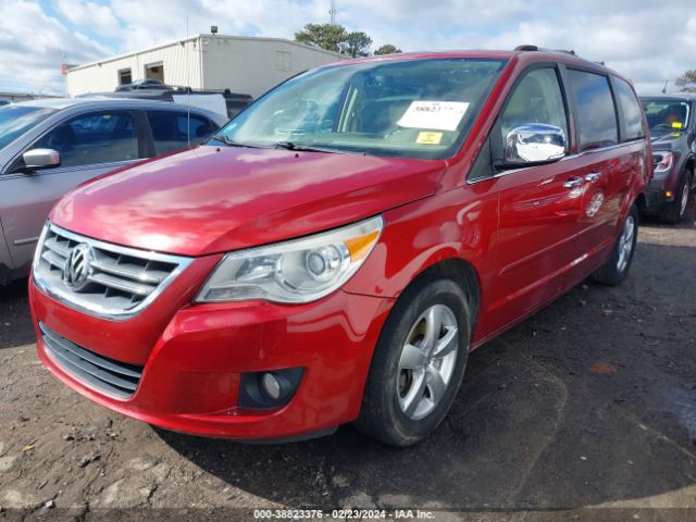 Photo 1 VIN: 2V4RW6DX1AR168713 - VOLKSWAGEN ROUTAN 