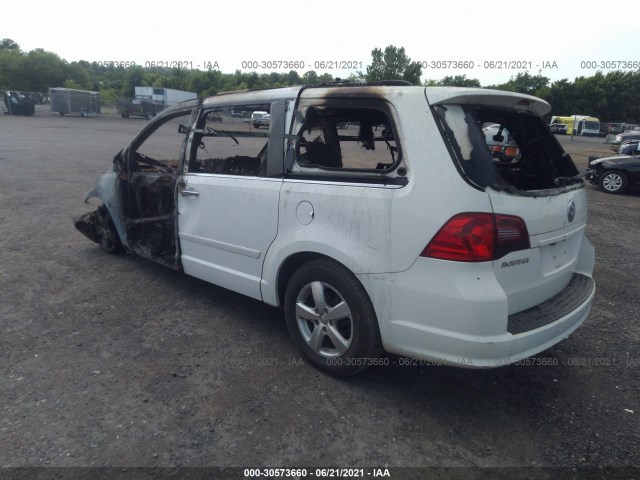 Photo 2 VIN: 2V4RW6DX1AR296370 - VOLKSWAGEN ROUTAN 