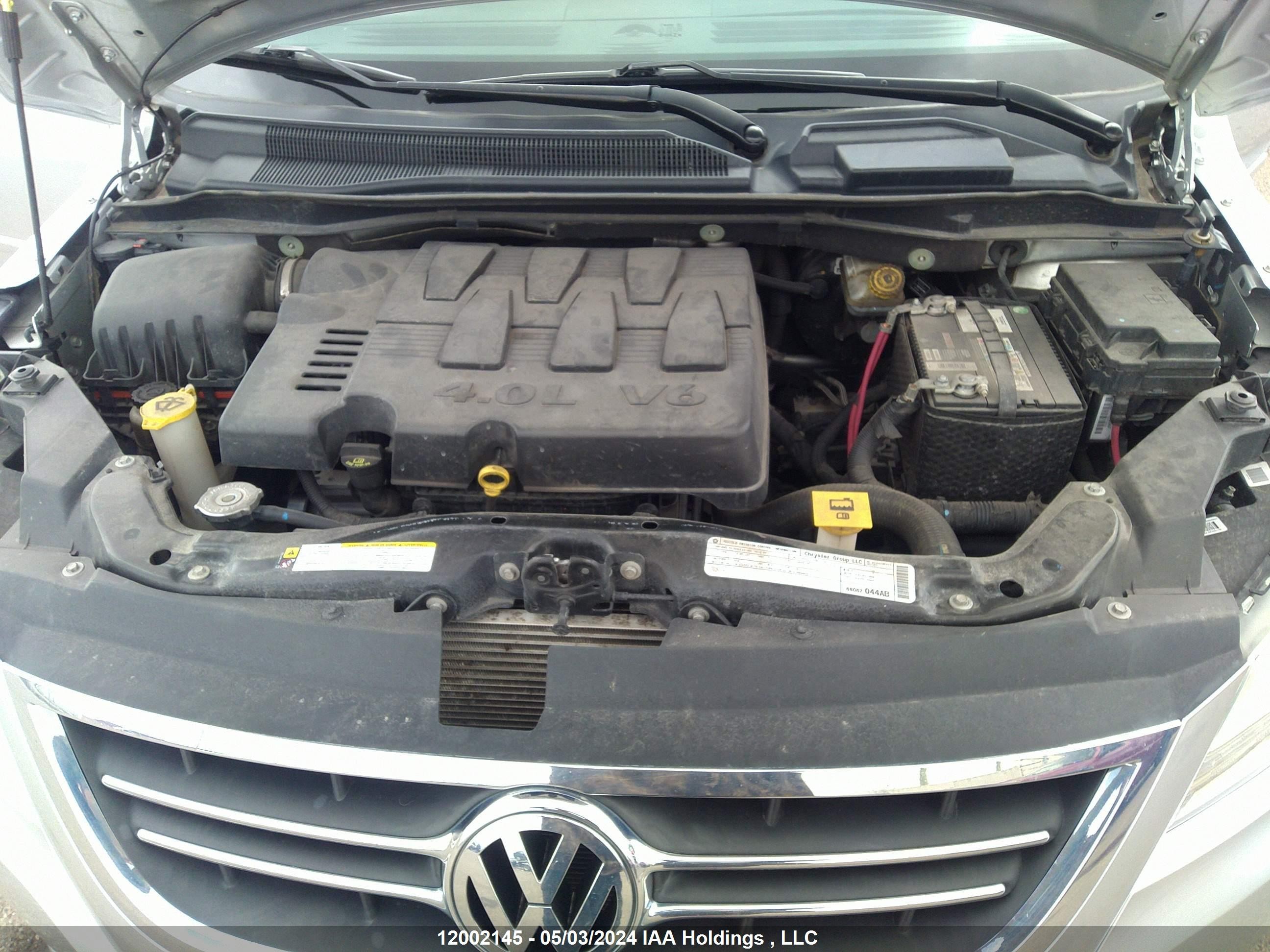 Photo 9 VIN: 2V4RW6DX2AR227168 - VOLKSWAGEN ROUTAN 