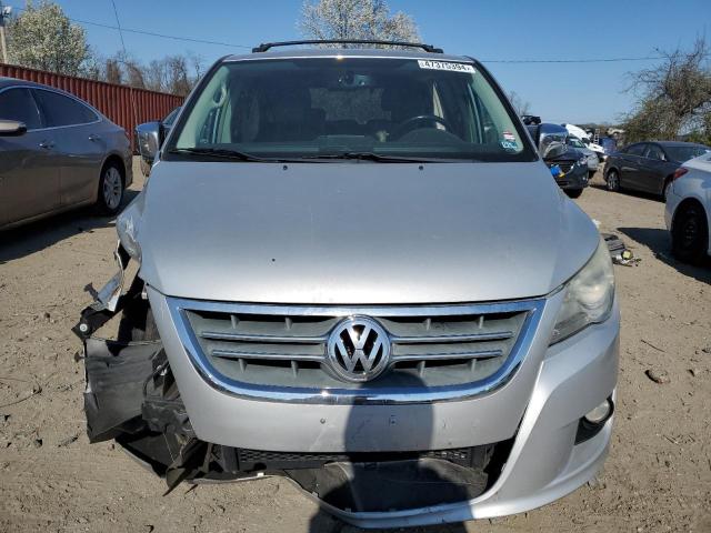 Photo 4 VIN: 2V4RW6DX3AR260969 - VOLKSWAGEN ROUTAN 