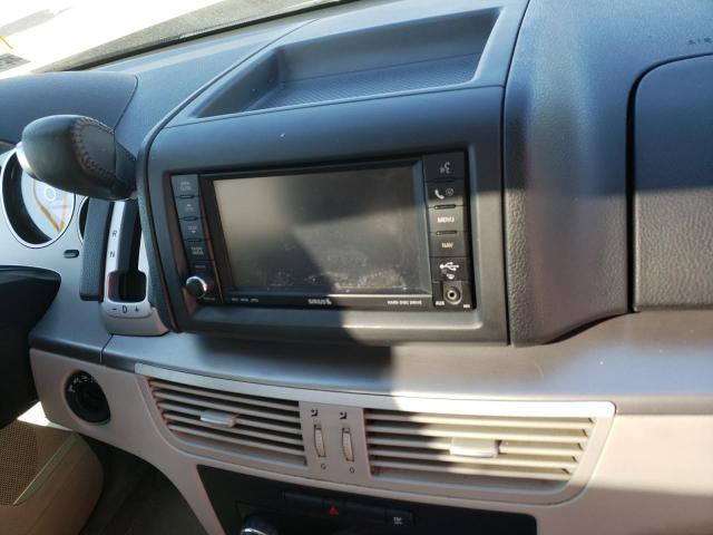 Photo 8 VIN: 2V4RW6DX4AR263007 - VOLKSWAGEN ROUTAN SEL 