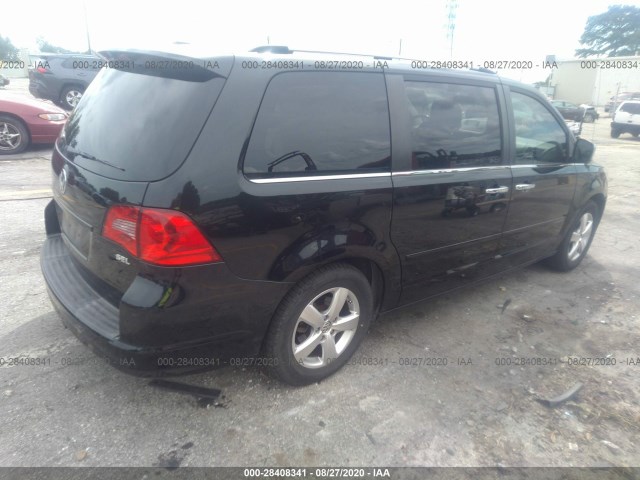 Photo 3 VIN: 2V4RW6DX4AR354102 - VOLKSWAGEN ROUTAN 