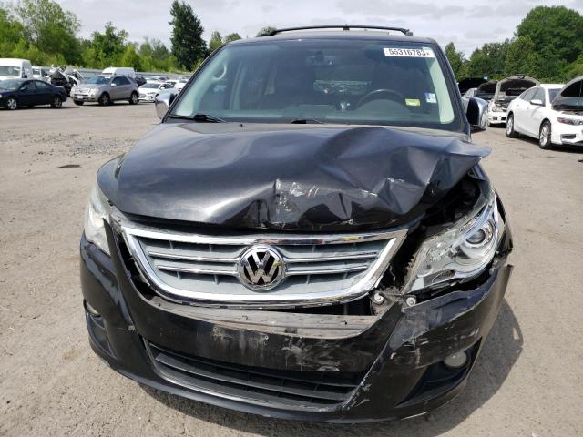 Photo 4 VIN: 2V4RW6DX5AR333369 - VOLKSWAGEN ROUTAN SEL 