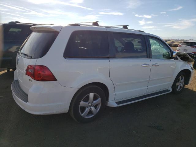 Photo 2 VIN: 2V4RW6DX9AR407506 - VOLKSWAGEN ROUTAN 