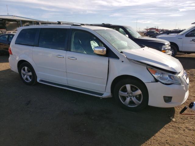 Photo 3 VIN: 2V4RW6DX9AR407506 - VOLKSWAGEN ROUTAN 