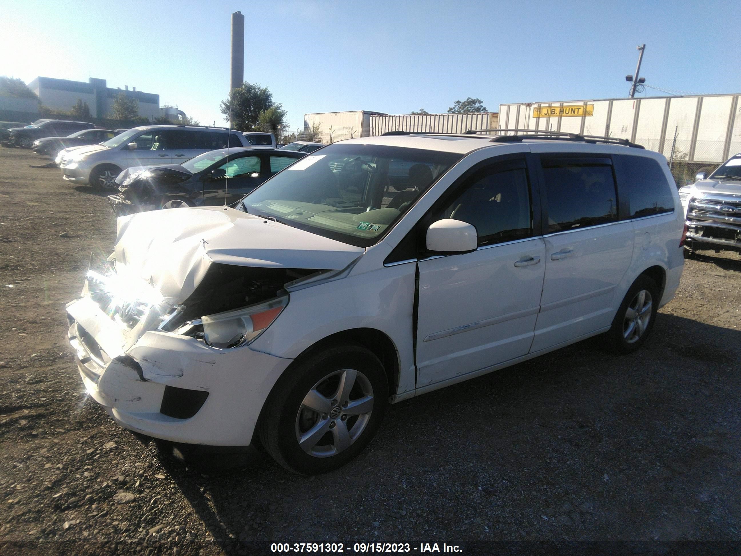 Photo 1 VIN: 2V8HW34159R546046 - VOLKSWAGEN ROUTAN 