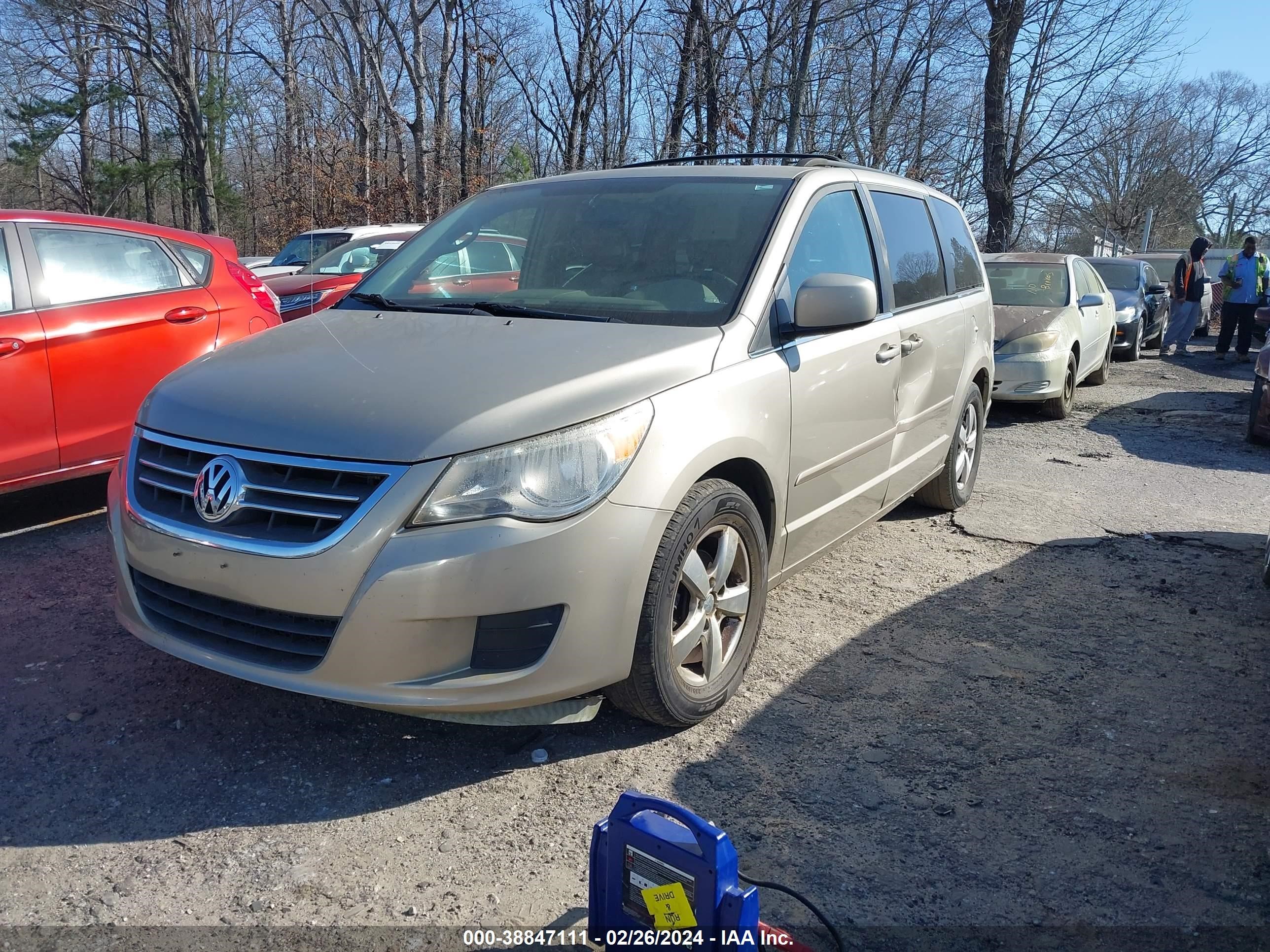 Photo 1 VIN: 2V8HW34169R554527 - VOLKSWAGEN ROUTAN 