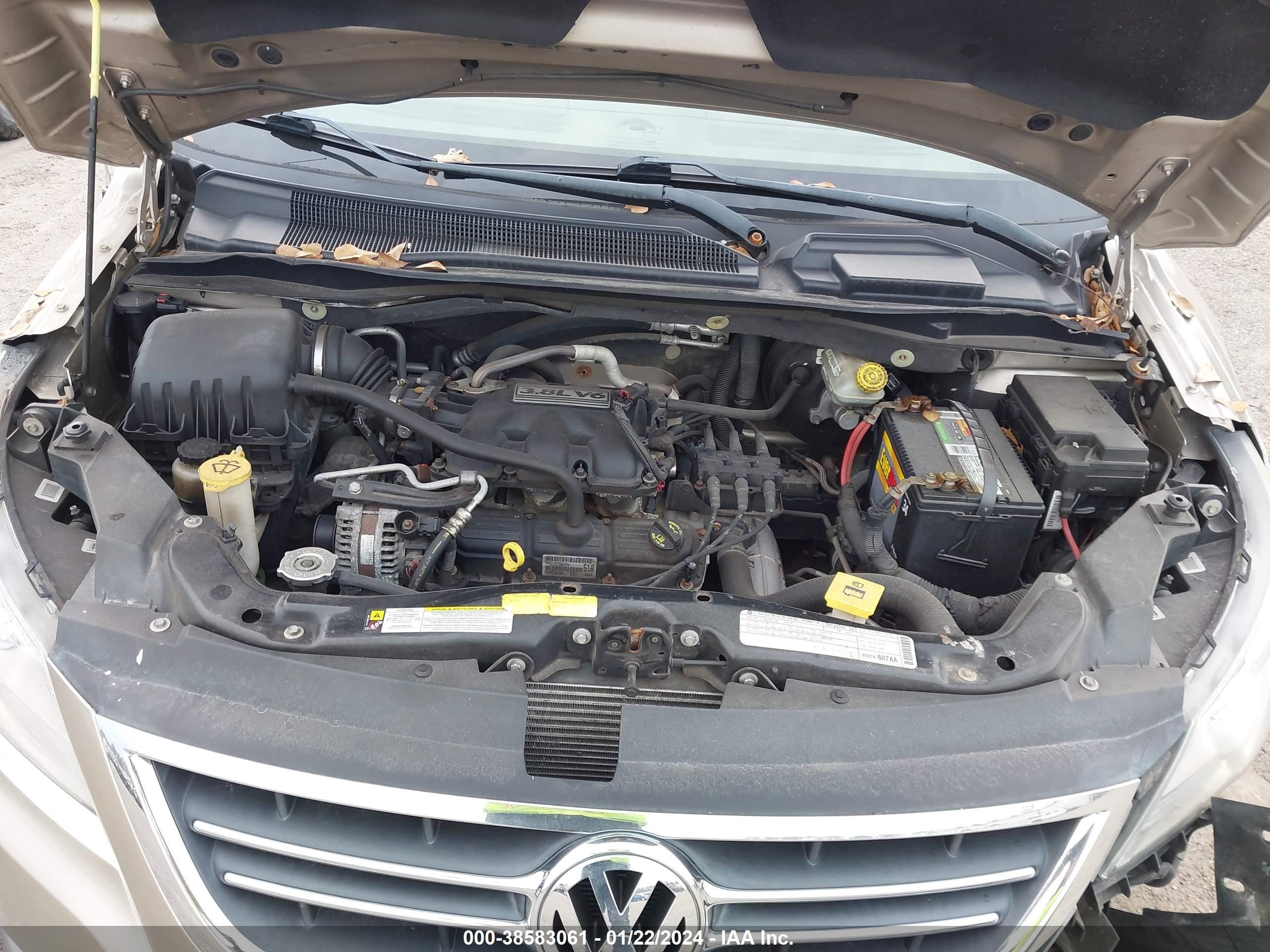 Photo 9 VIN: 2V8HW34189R598500 - VOLKSWAGEN ROUTAN SE 