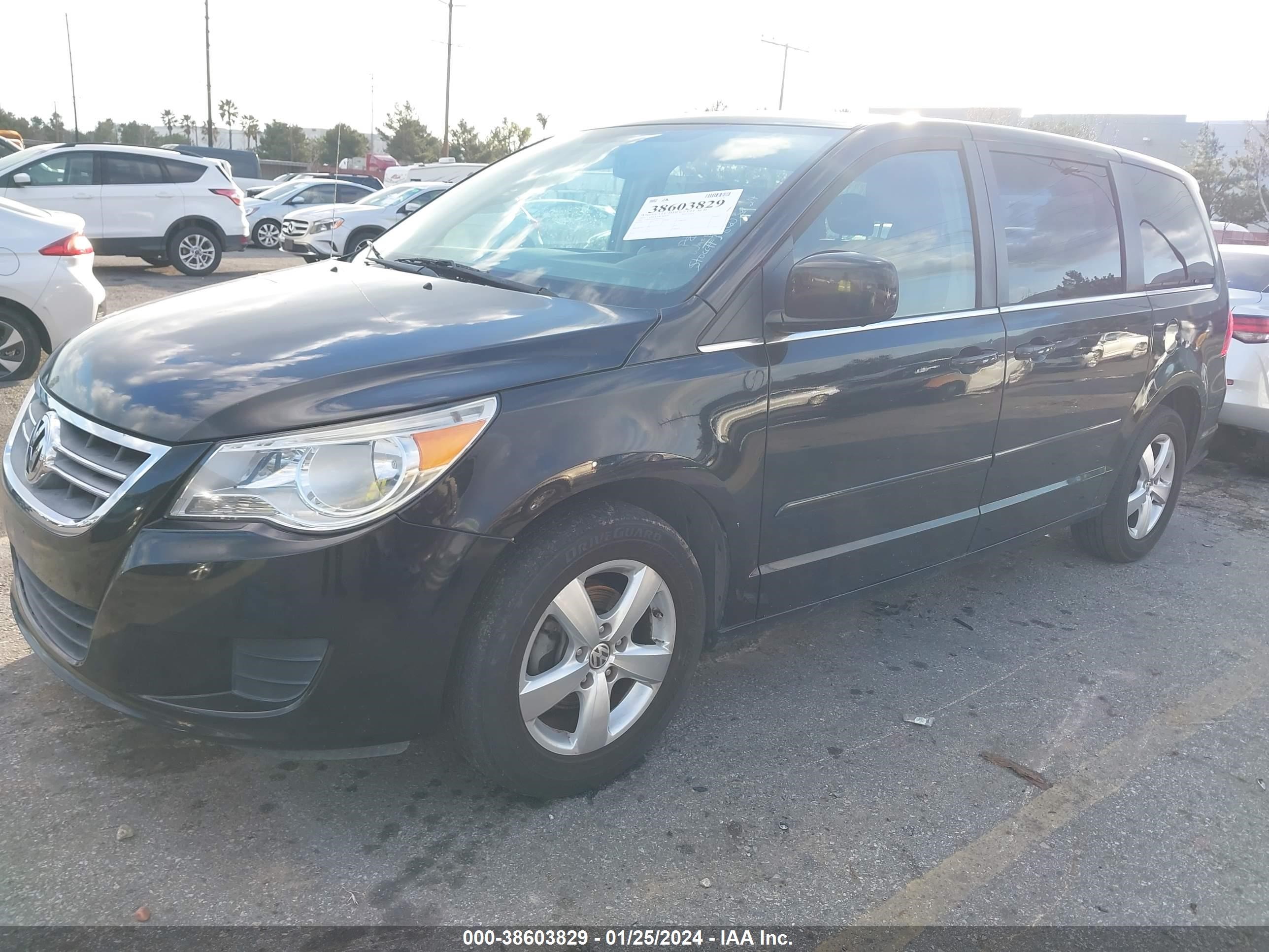 Photo 1 VIN: 2V8HW341X9R554465 - VOLKSWAGEN ROUTAN 