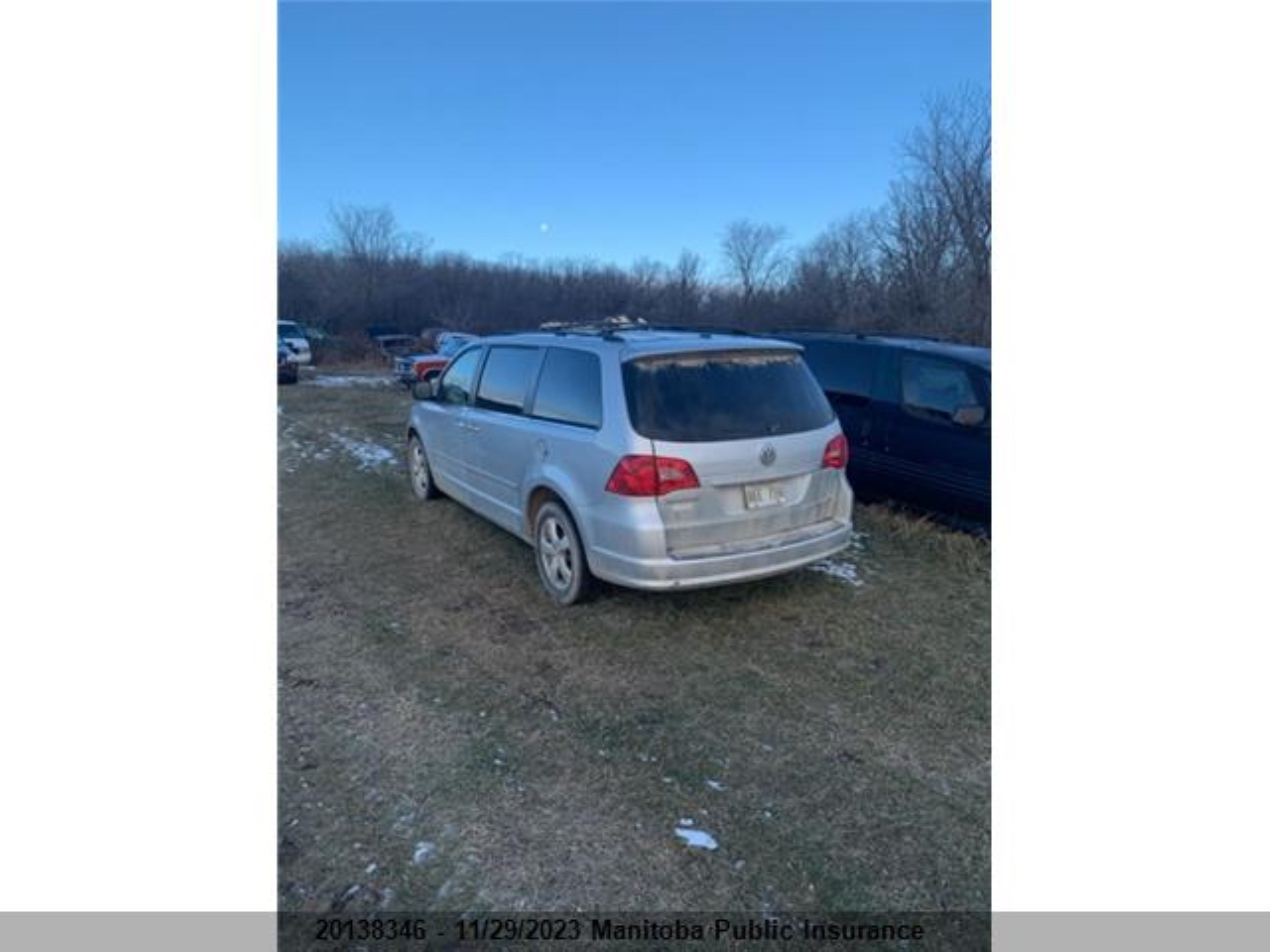 Photo 2 VIN: 2V8HW34X59R610087 - VOLKSWAGEN ROUTAN 